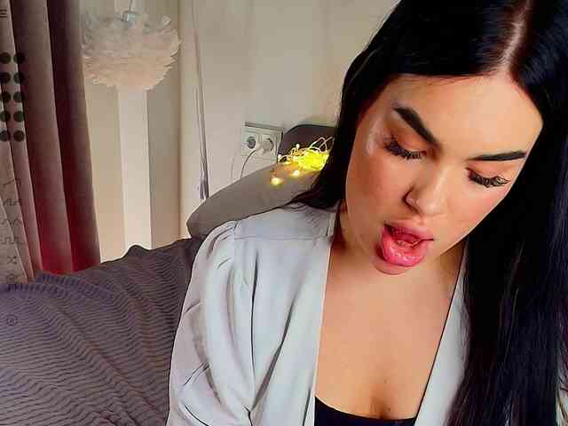 KaterineTailor webcam
