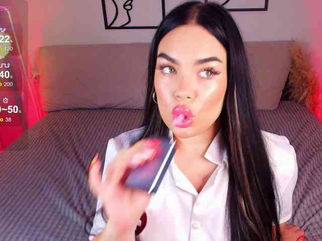 KaterineTailor webcam