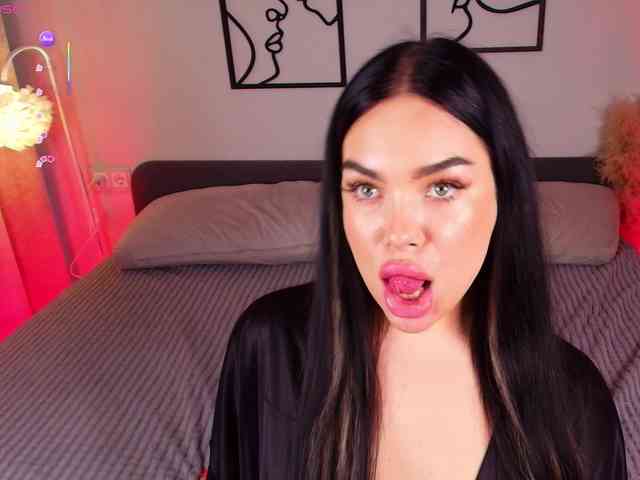 KaterineTailor webcam