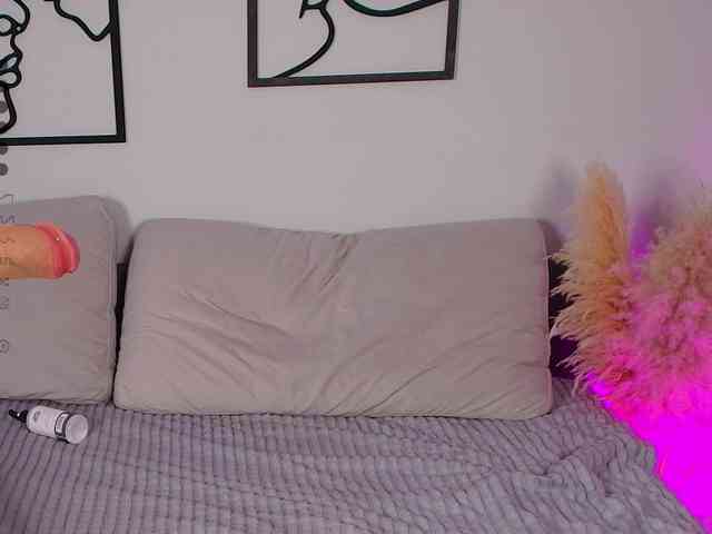 KaterineTailor webcam