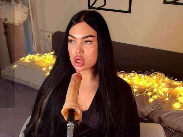 KaterineTailor webcam