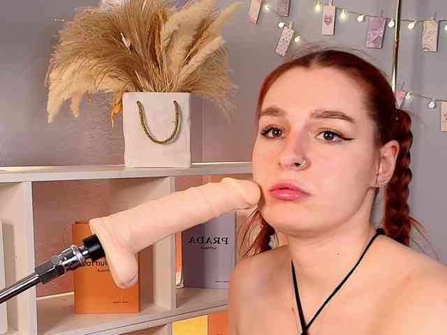 KaterineTailor webcam