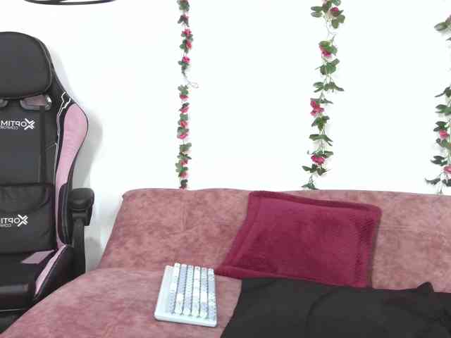 Ariana-Lavoie webcam