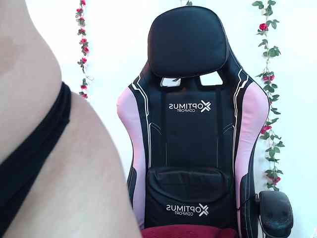 Ariana-Lavoie webcam