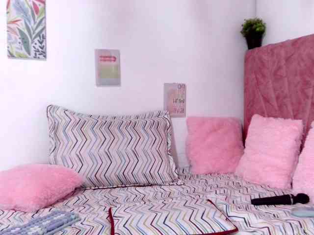 Ariana-Lavoie webcam