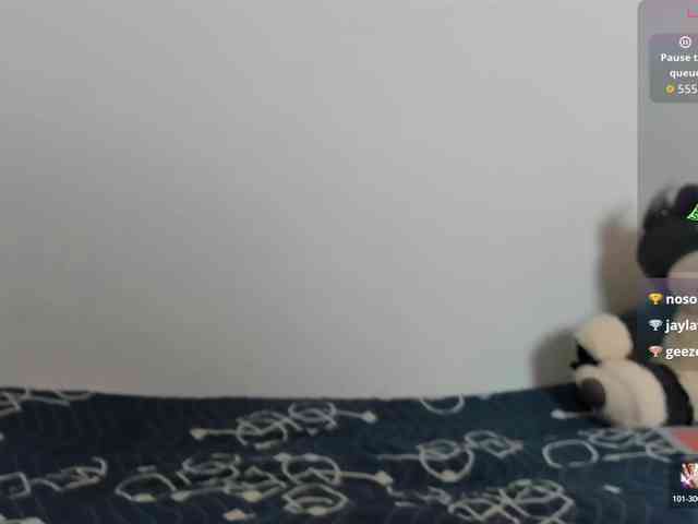 Nicolle-Bryan12 webcam