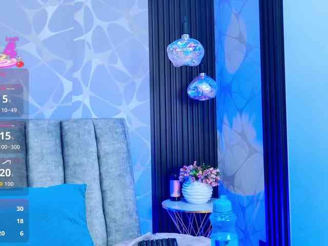 LiliFox18 Live Webcam on BongaCams