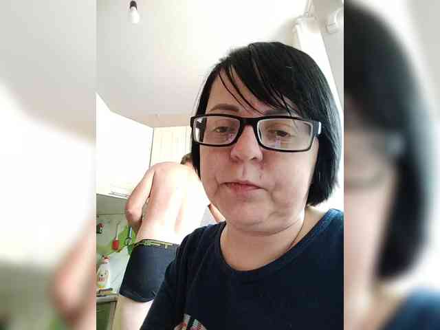 Group chat for 20 39 tokens, Full privates for 90 tokens, American, White m..., blowjob live 9