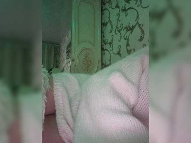 Swit777's BongaCams show and profile