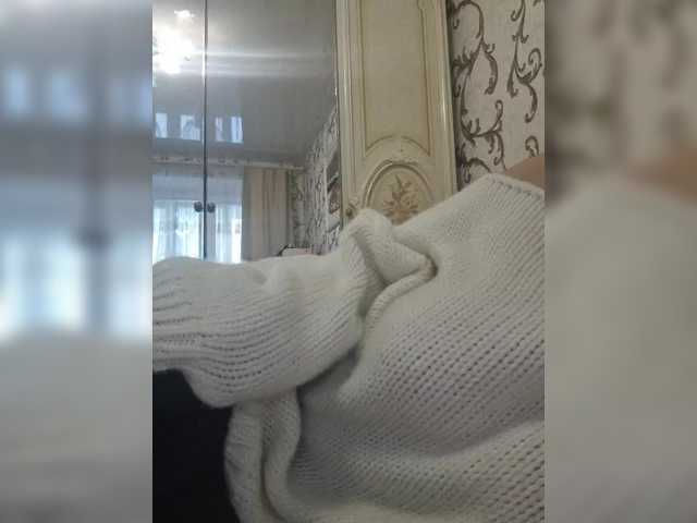 Swit777's BongaCams show and profile