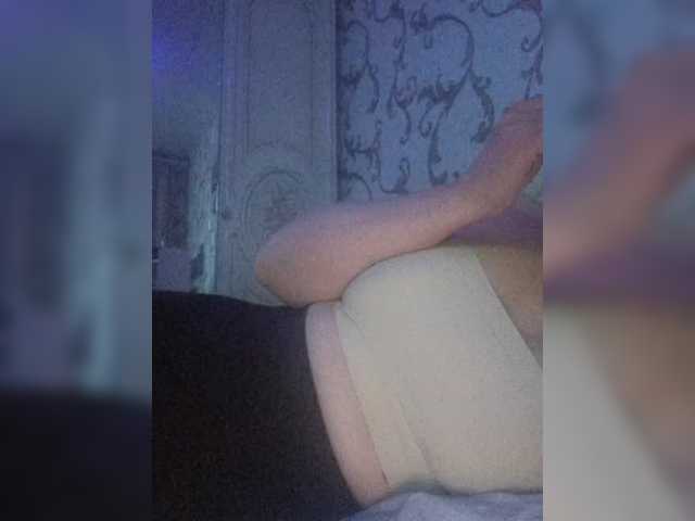 Swit777's BongaCams show and profile