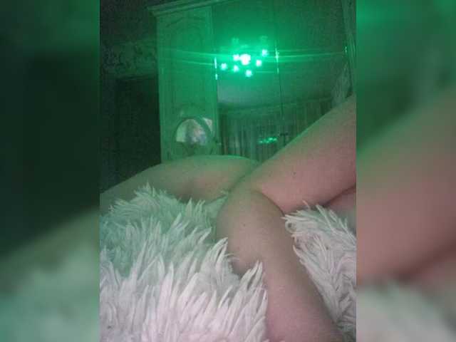 Swit777's BongaCams show and profile