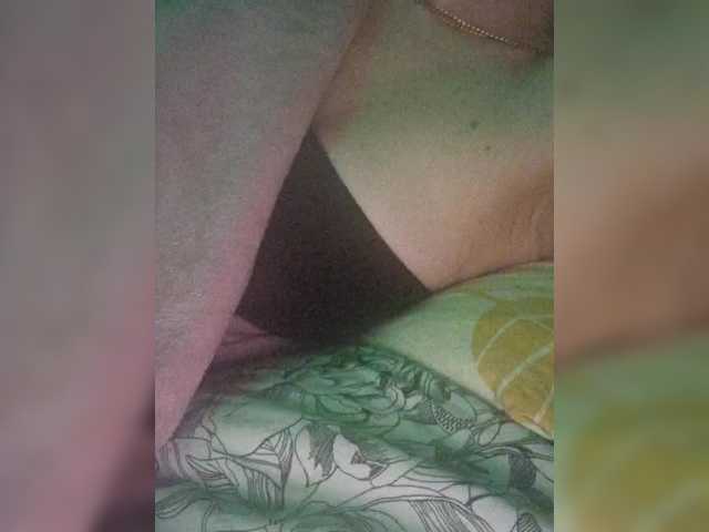 Swit777's BongaCams show and profile