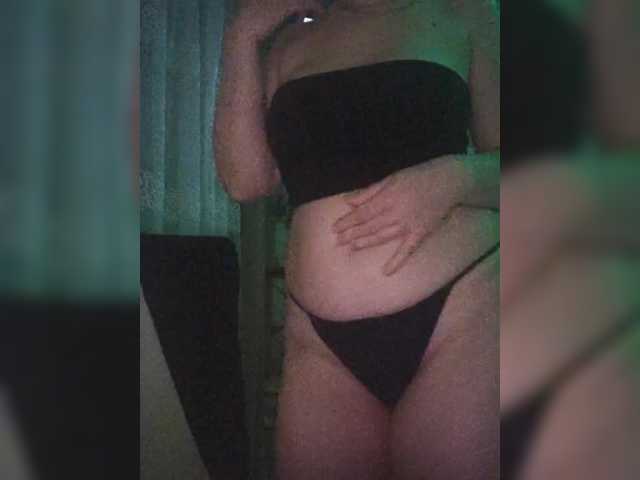 Swit777's BongaCams show and profile