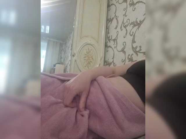 Swit777's BongaCams show and profile