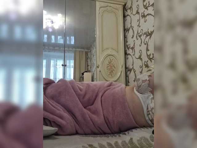 Swit777's BongaCams show and profile