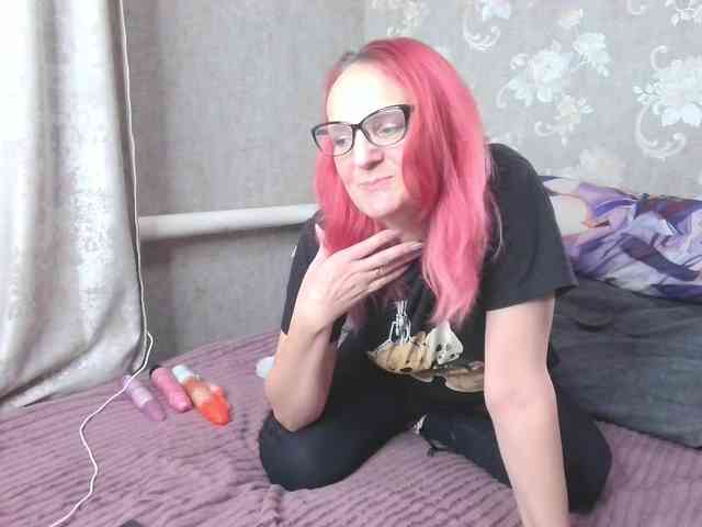 RiaMarivanna webcam
