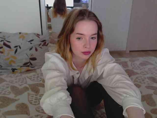 TrapLady webcam