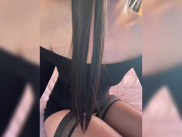 Alexjinna's BongaCams show and profile