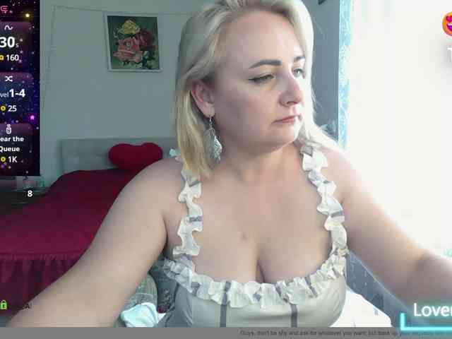 SheilaGirl webcam