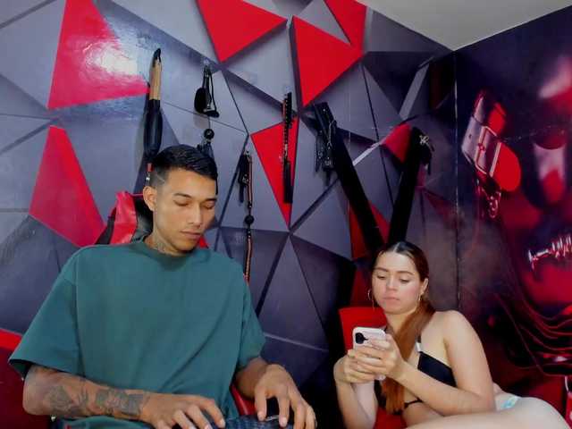 Hana-and-Zeta's BongaCams show and profile