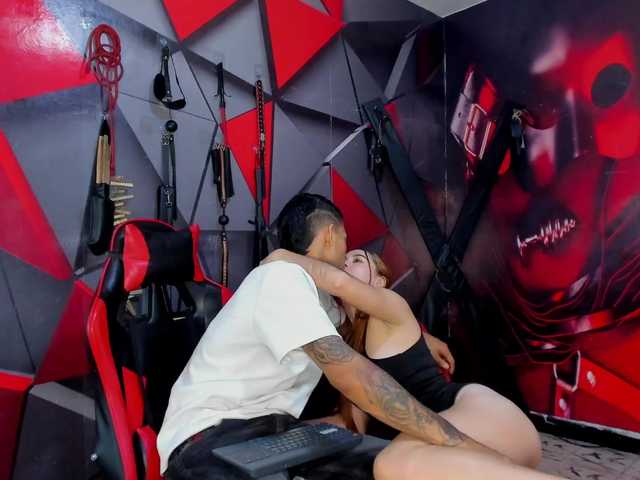 Hana-and-Zeta's BongaCams show and profile