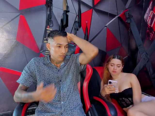 Hana-and-Zeta's BongaCams show and profile