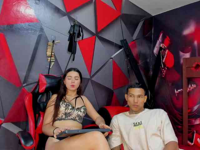 Hana-and-Zeta webcam