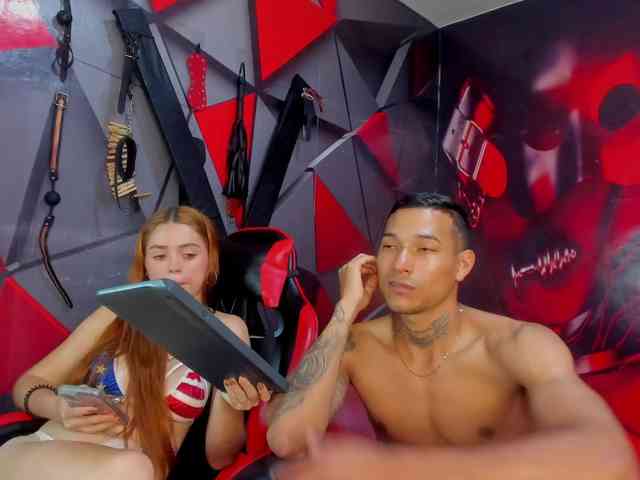 Hana-and-Zeta webcam