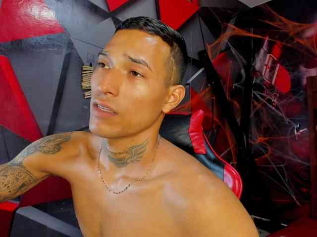 Hana-and-Zeta webcam