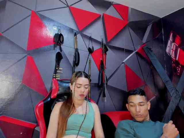 Hana-and-Zeta webcam