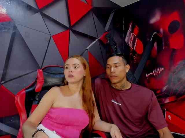 Hana-and-Zeta webcam