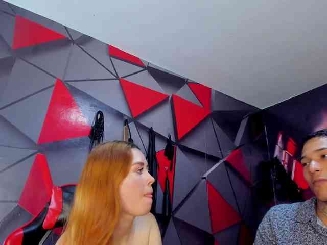 Hana-and-Zeta webcam