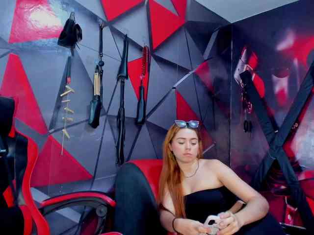 Hana-and-Zeta webcam