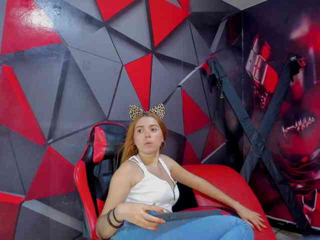 Hana-and-Zeta webcam