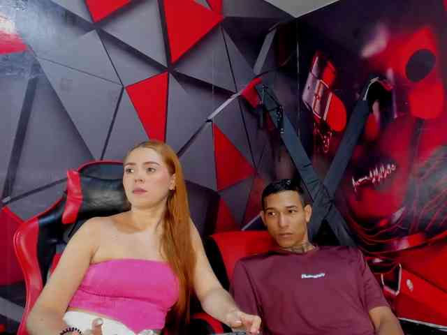 Hana-and-Zeta webcam