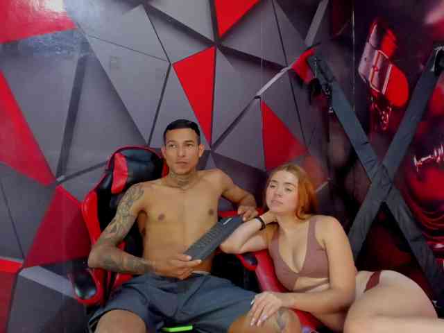 Hana-and-Zeta webcam