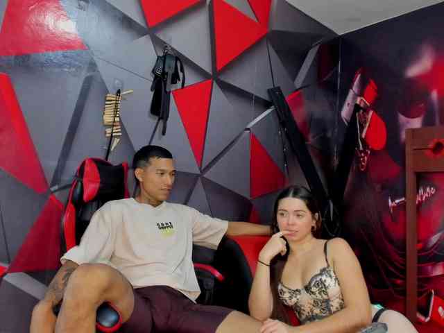 Hana-and-Zeta webcam