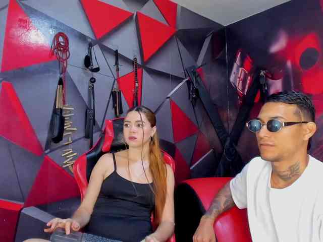 Hana-and-Zeta webcam