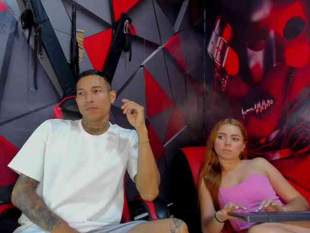 Hana-and-Zeta webcam