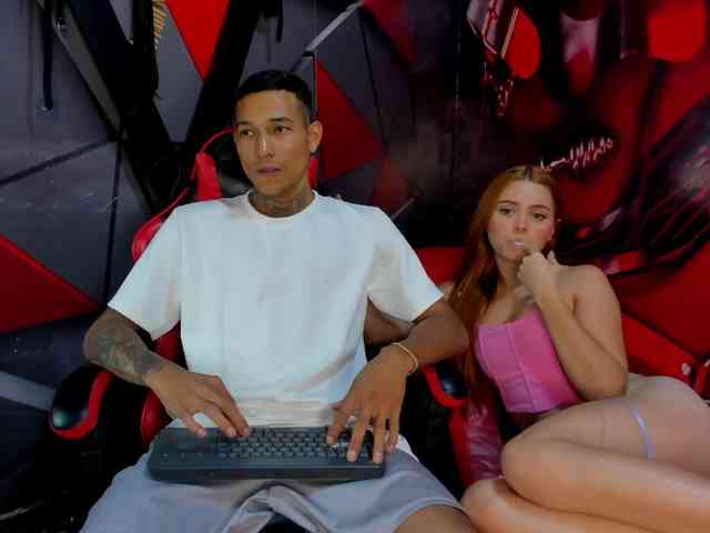 Hana-and-Zeta webcam