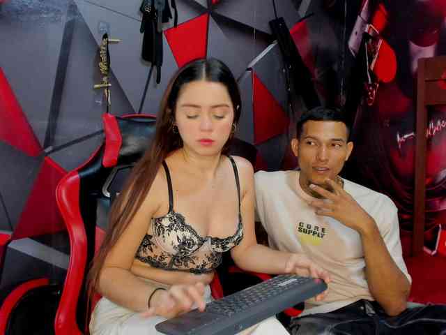 Hana-and-Zeta webcam