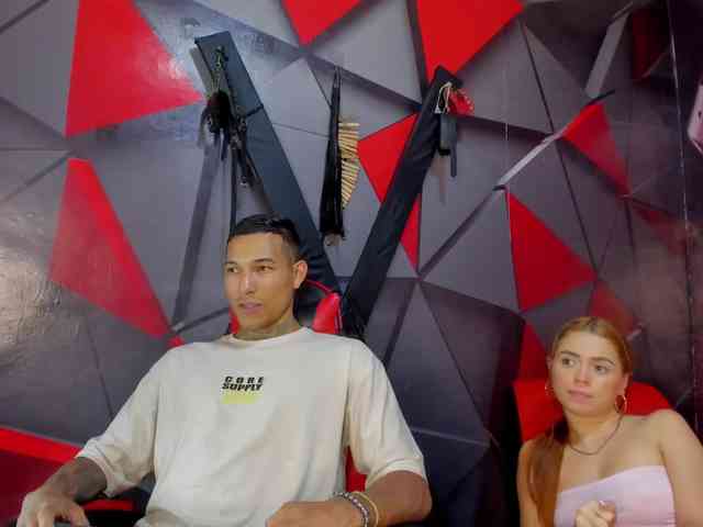 Hana-and-Zeta webcam