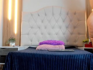 Arethaozz1 Porn Show