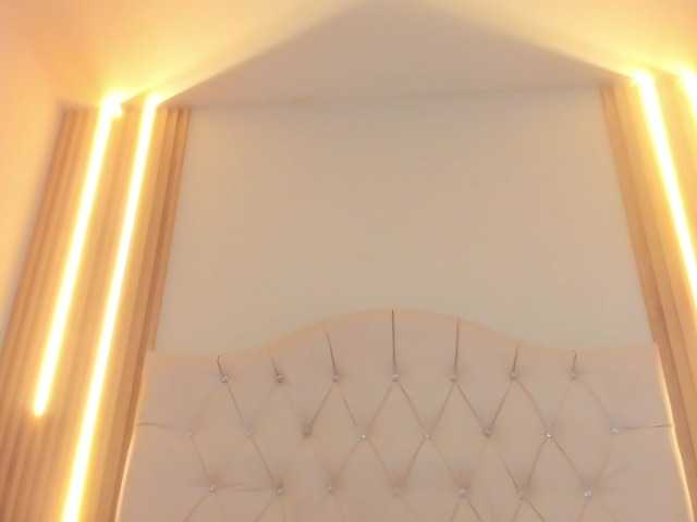 Arethaozz1's BongaCams show and profile