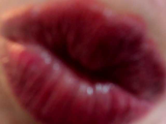 Arethaozz1's BongaCams show and profile