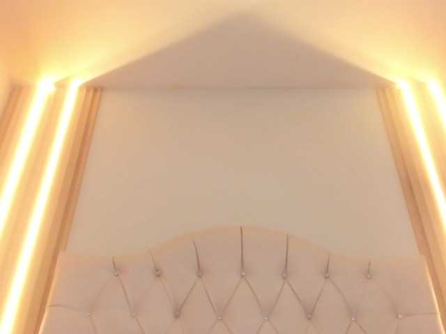 Arethaozz1's BongaCams show and profile