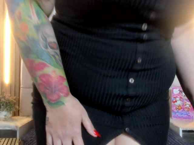 Arethaozz1 Live Webcam on BongaCams