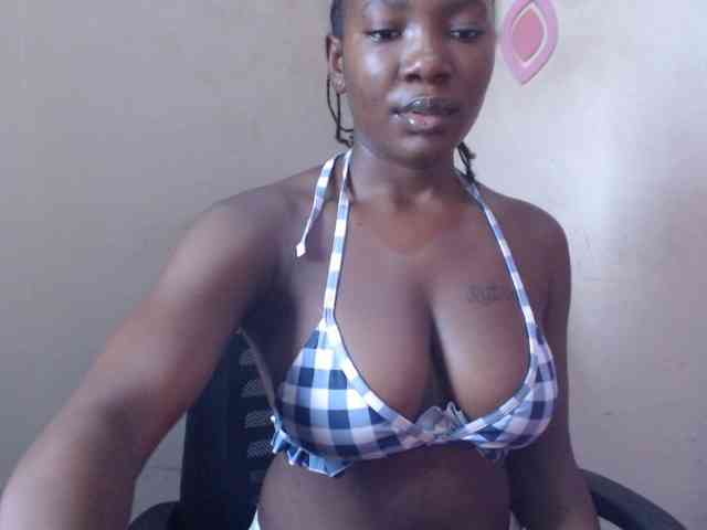 Loverofwhitcock webcam