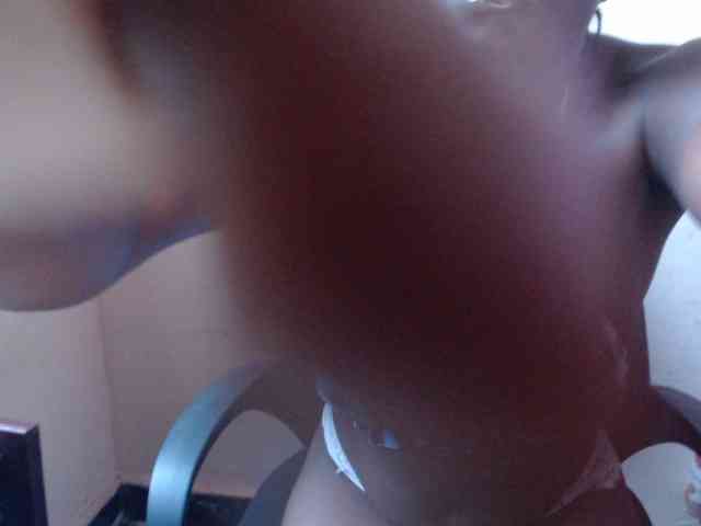 Loverofwhitcock webcam